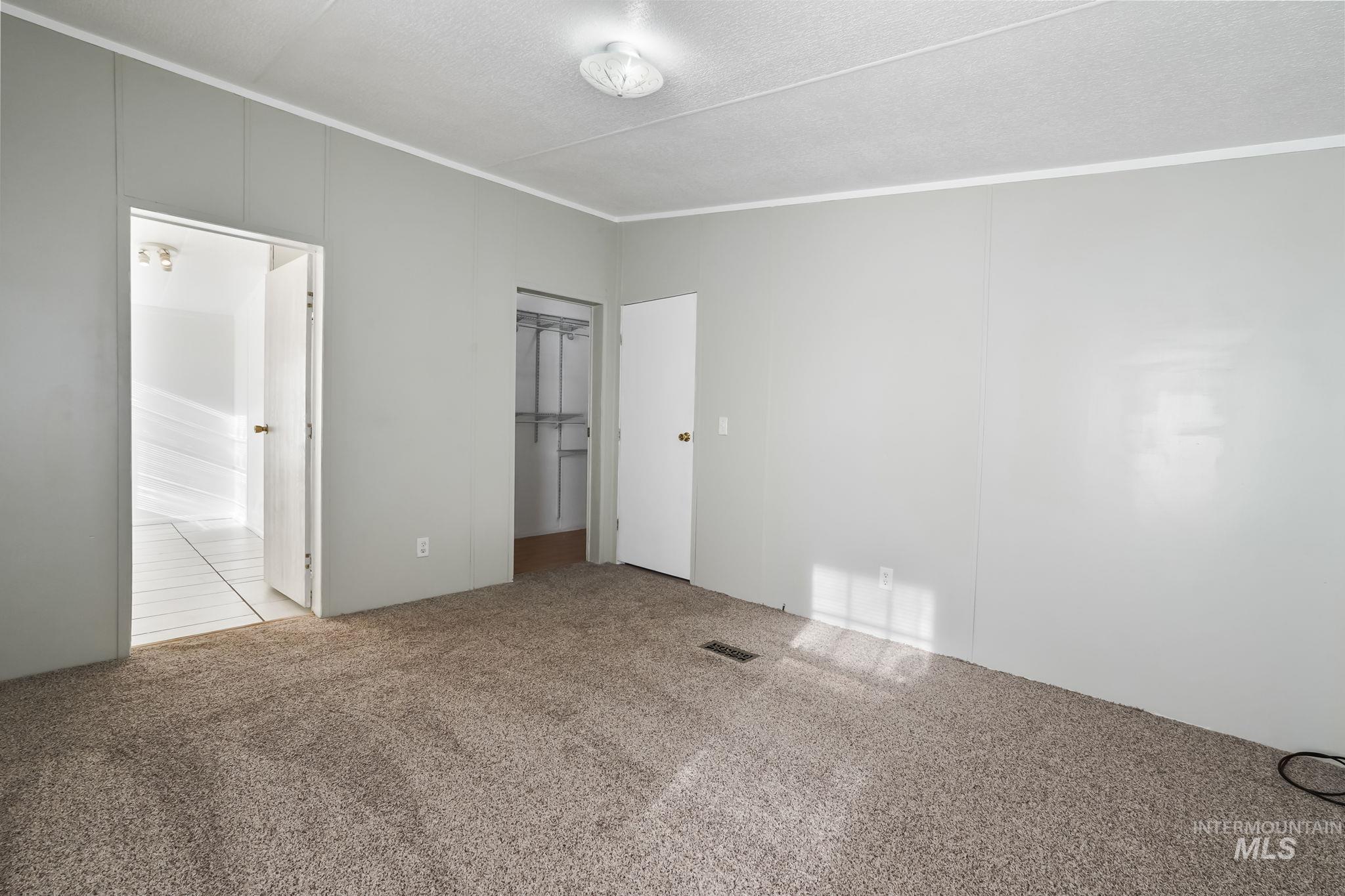 445 S Maple Grove #29 Property Photo 23