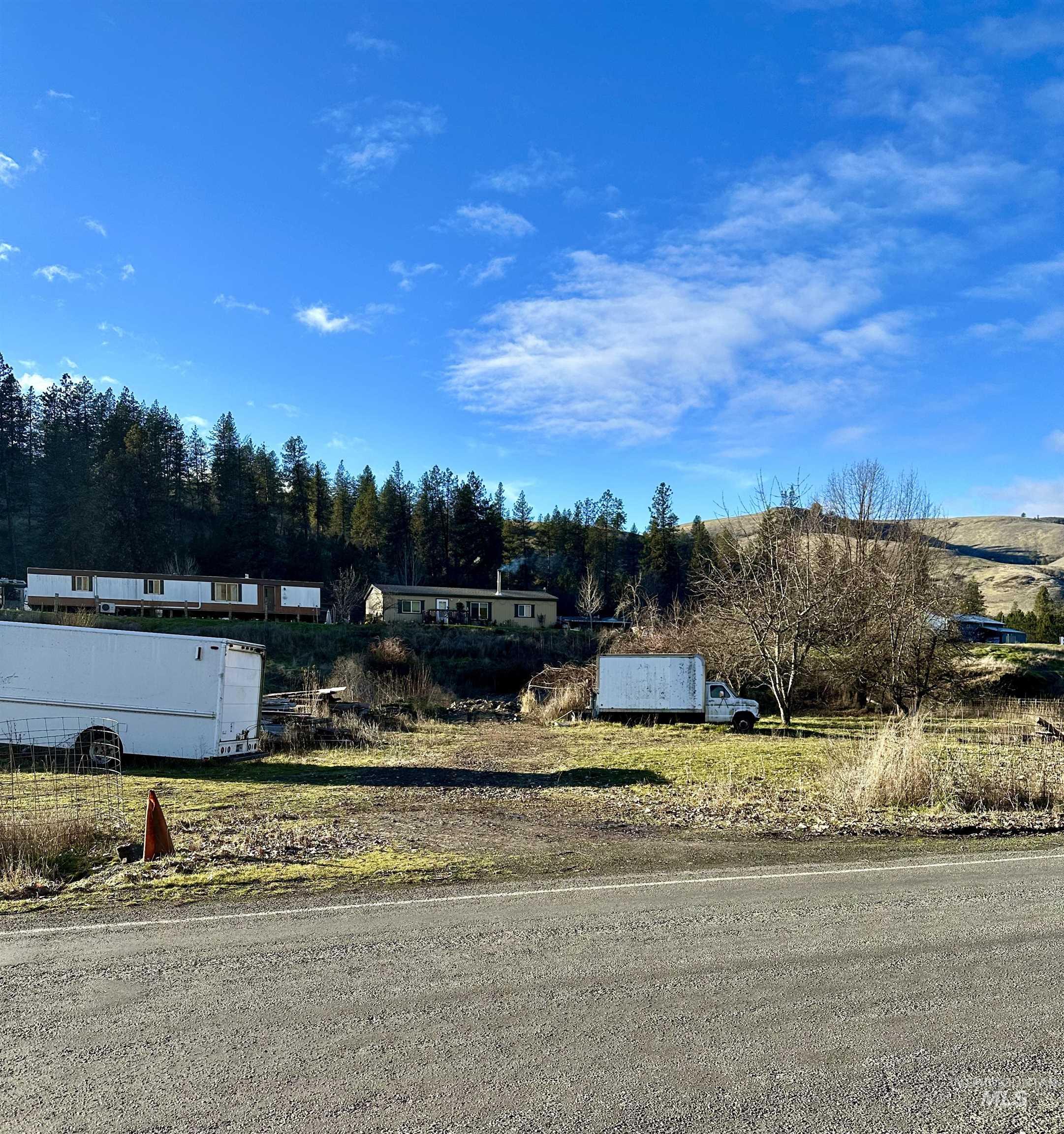 2685 Lukes Gulch Road Property Photo 8