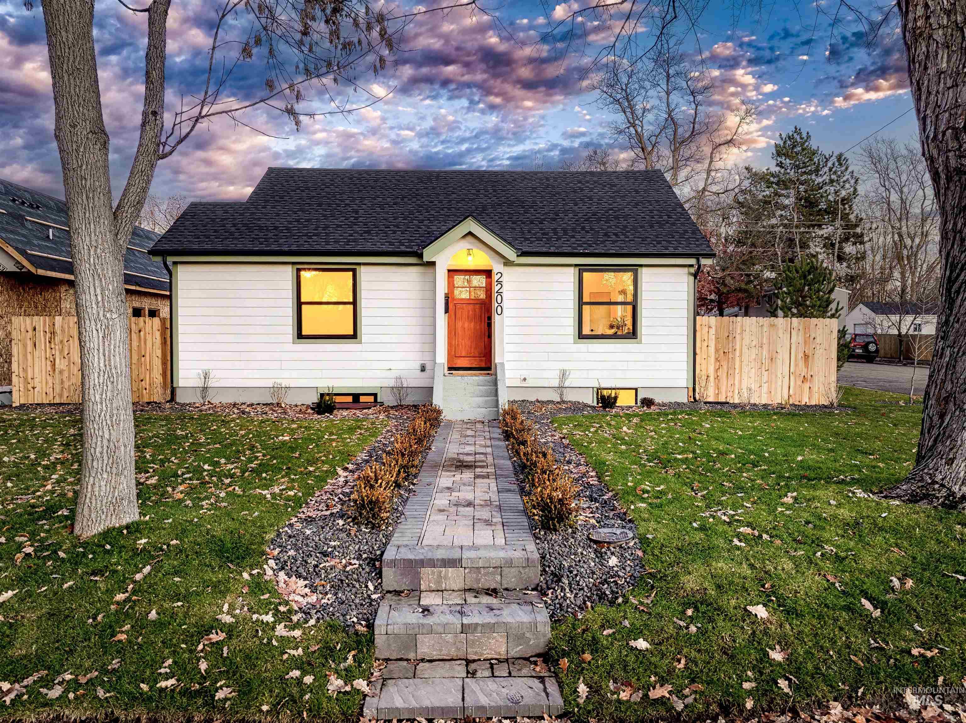 Daly Add Real Estate Listings Main Image