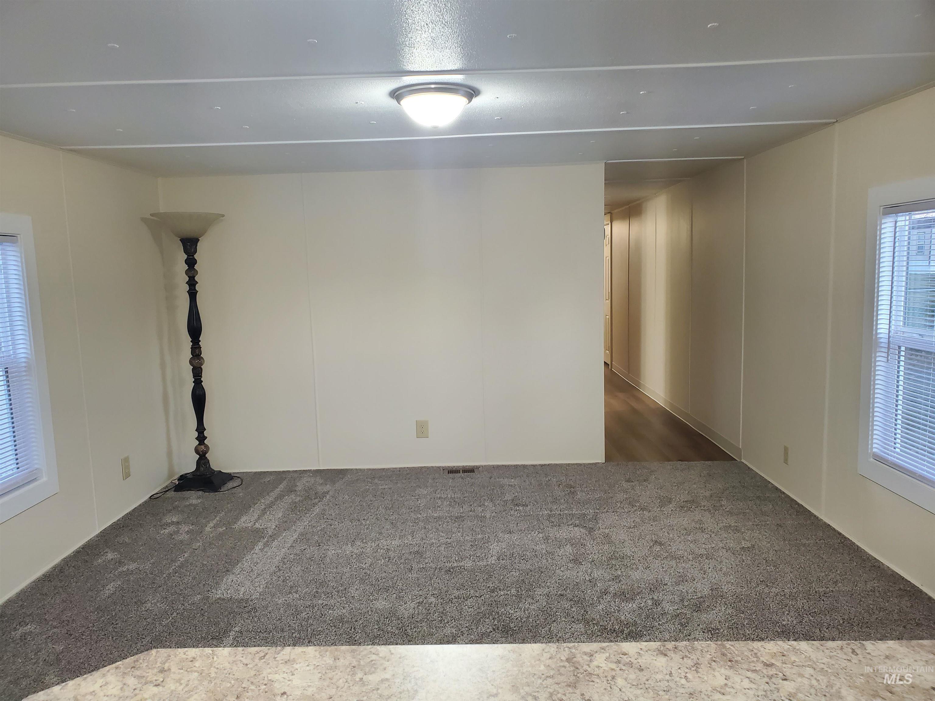 198 South Hills Property Photo 15