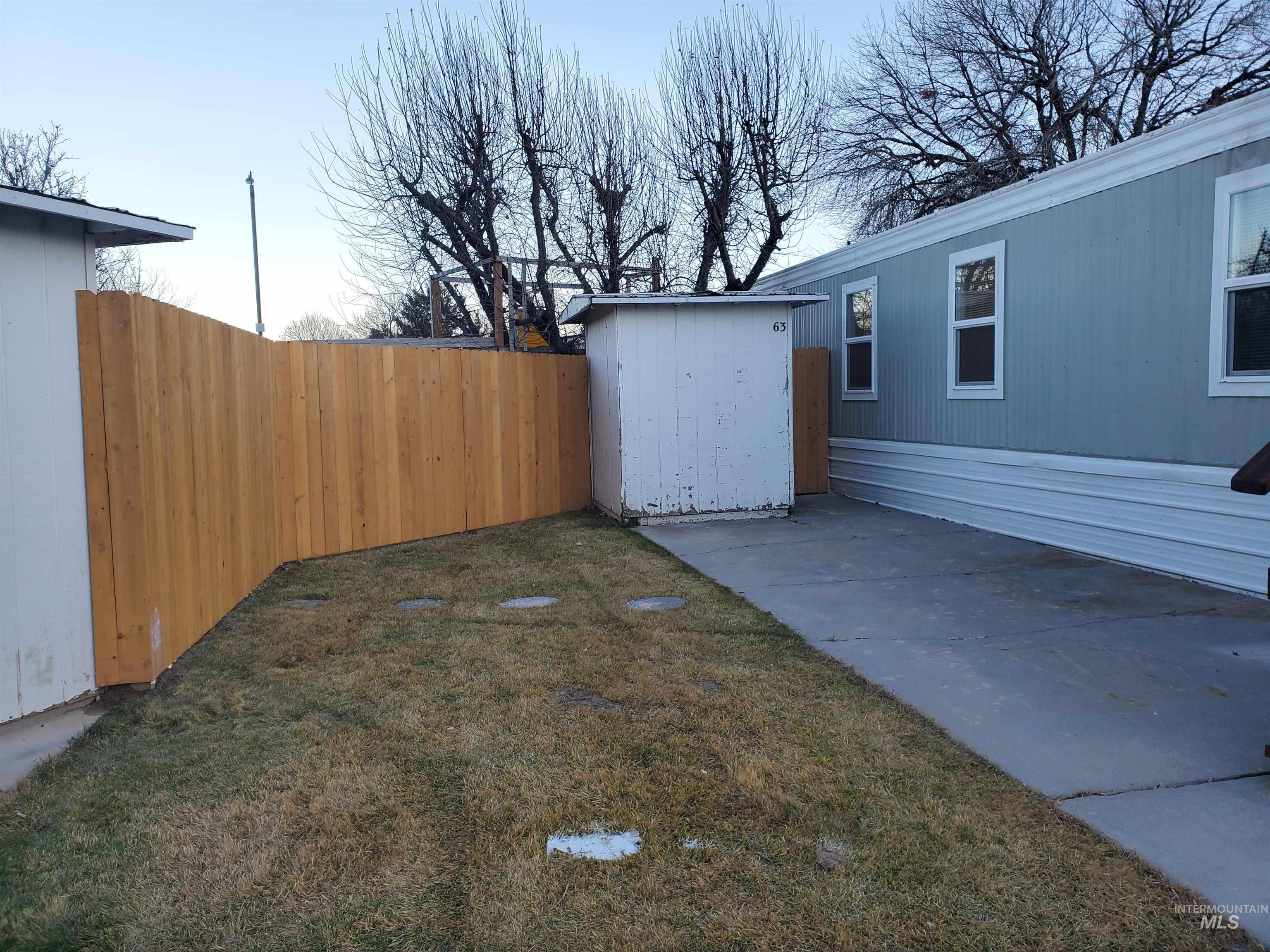 198 South Hills Property Photo 26