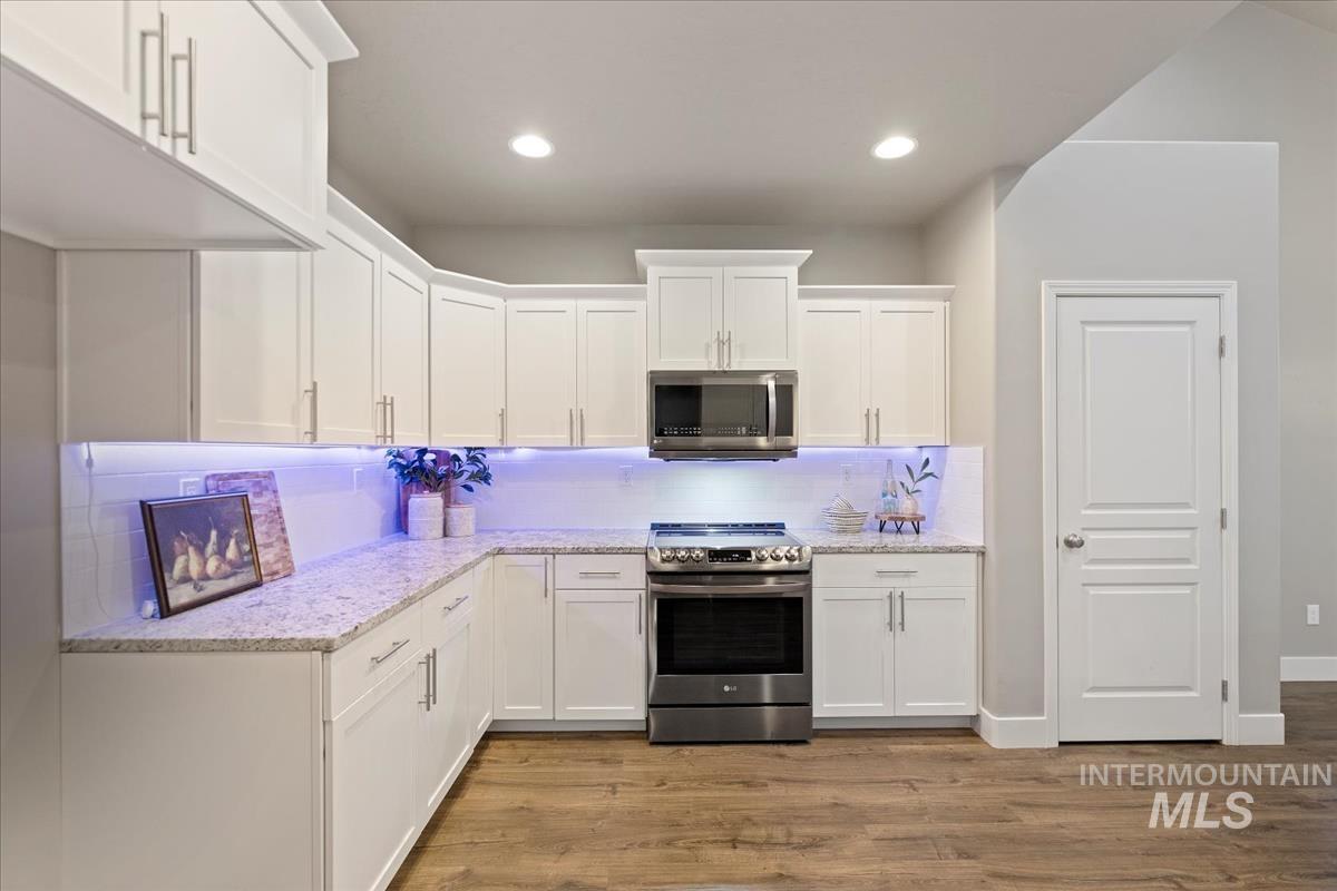 27286 Freezout Rd. Property Photo 19
