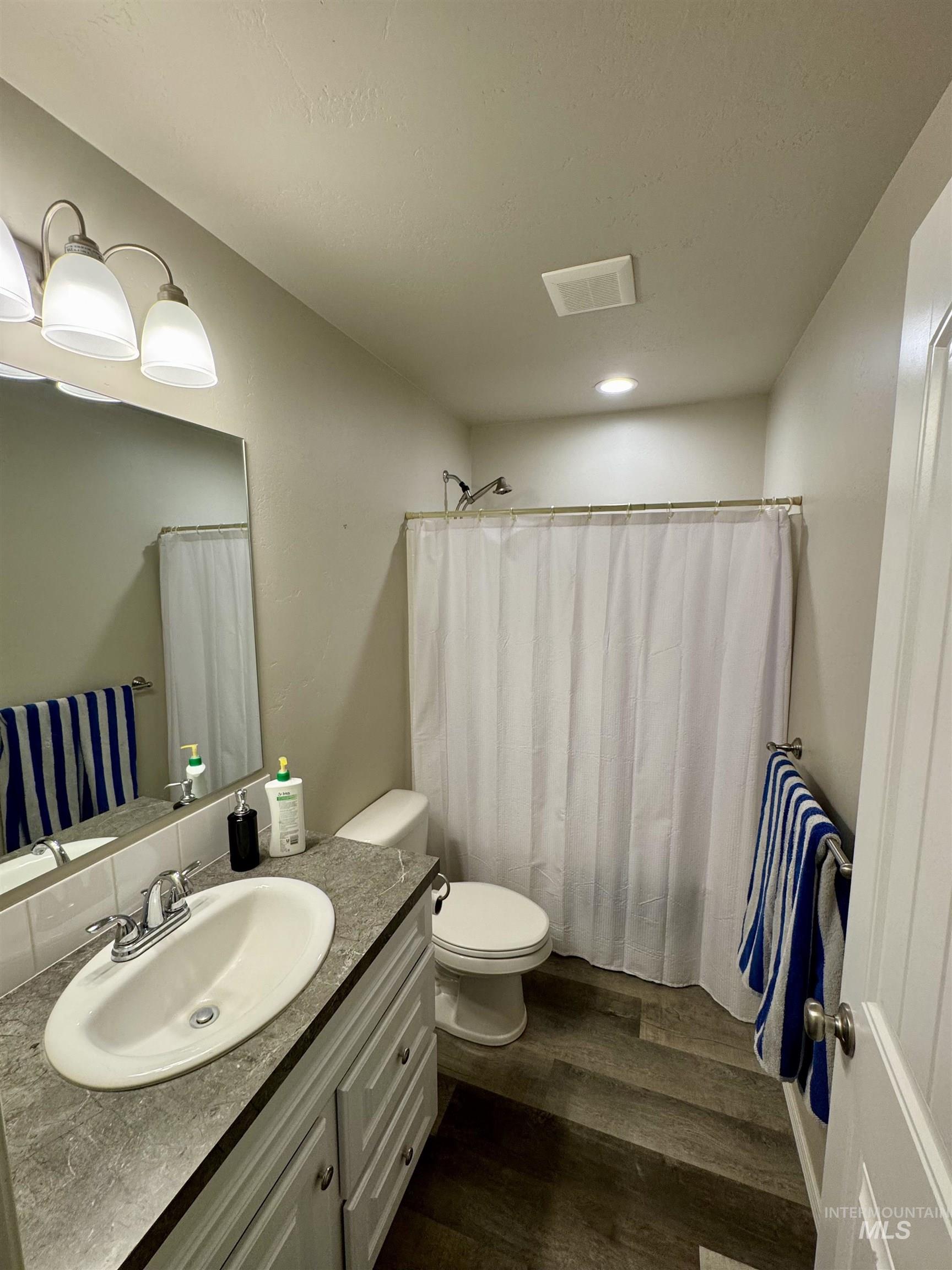 1017 Homestead Ave. Property Photo 15