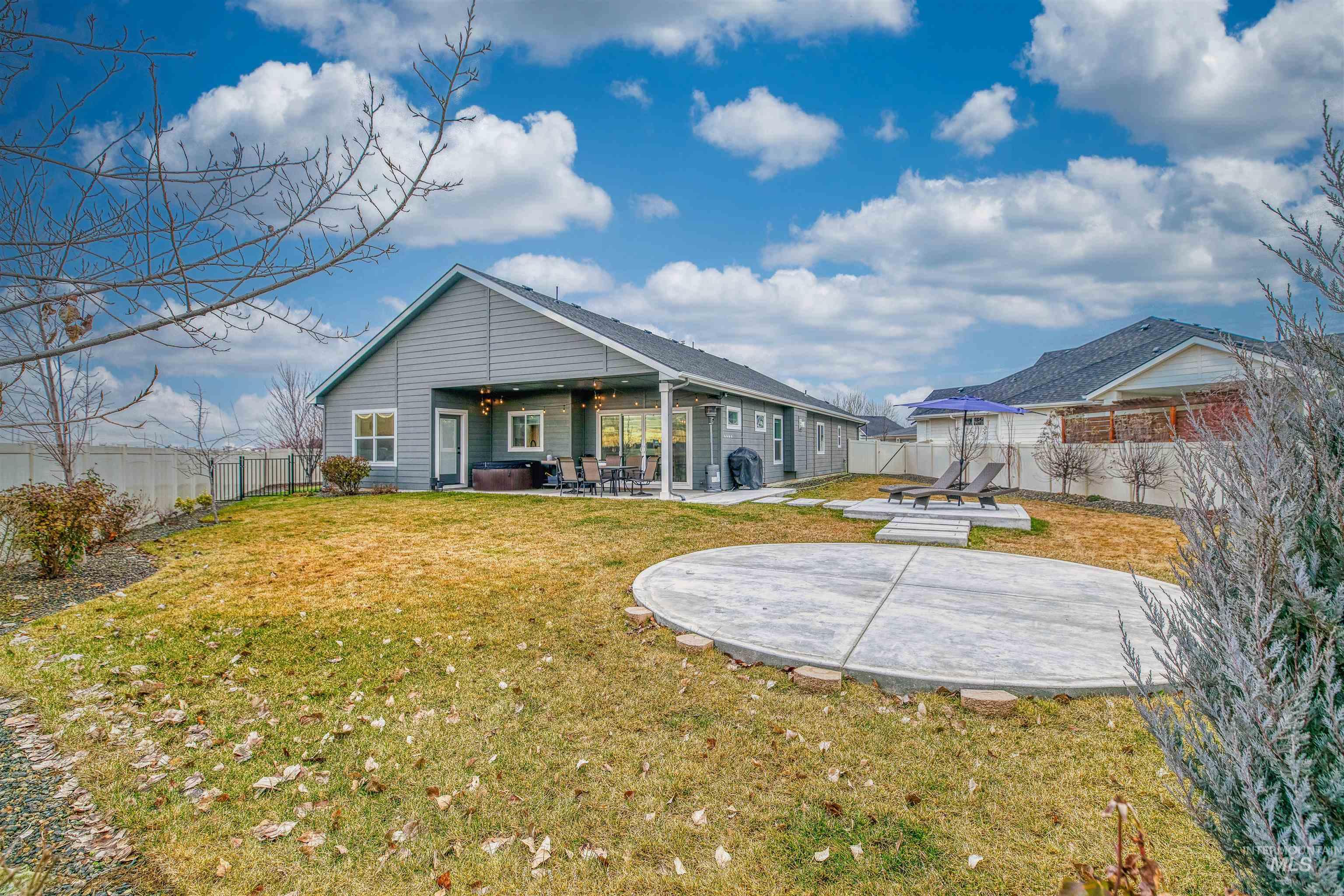 11817 W Endsley Ct Property Photo 43