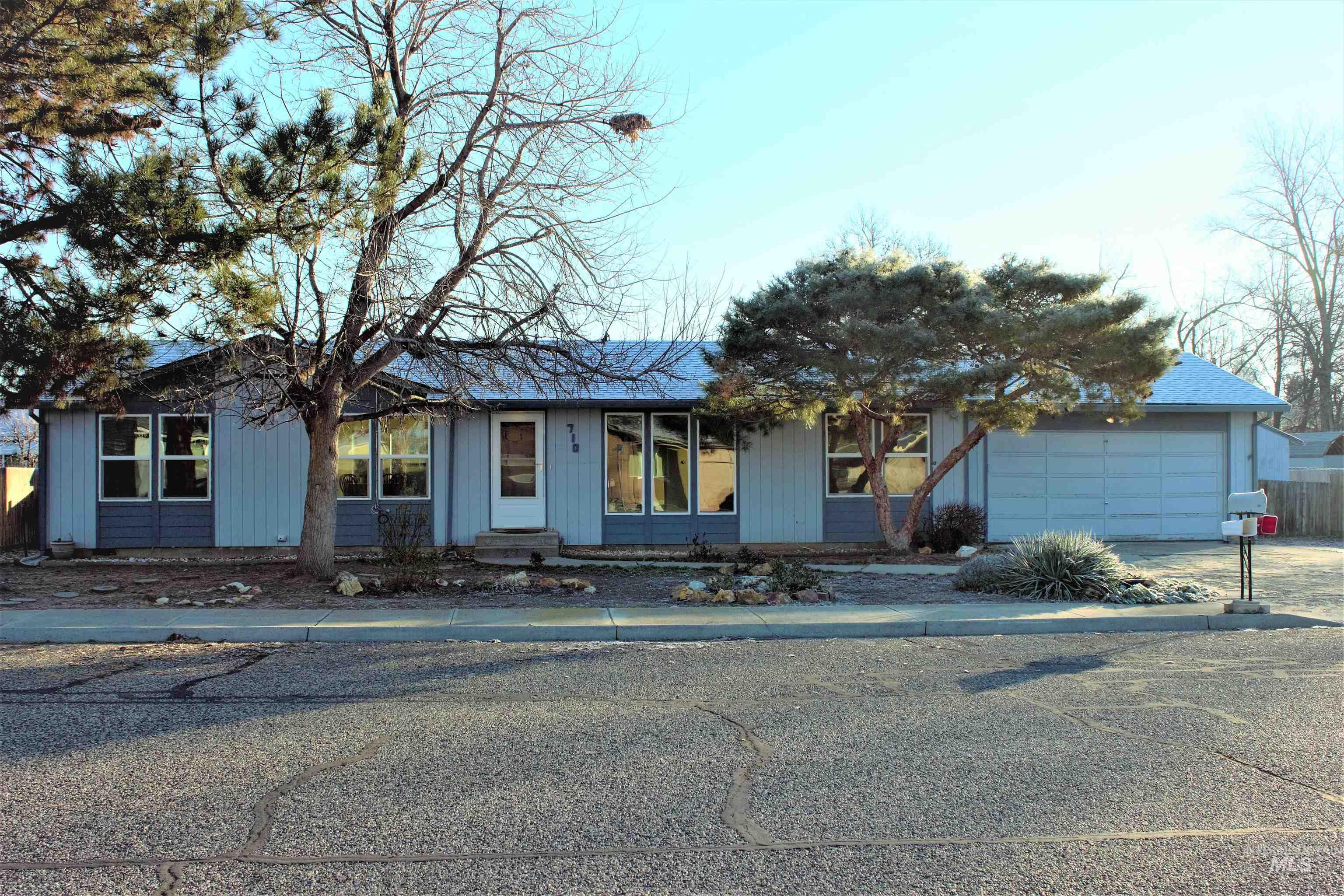710 Flintlock Way Property Photo 1