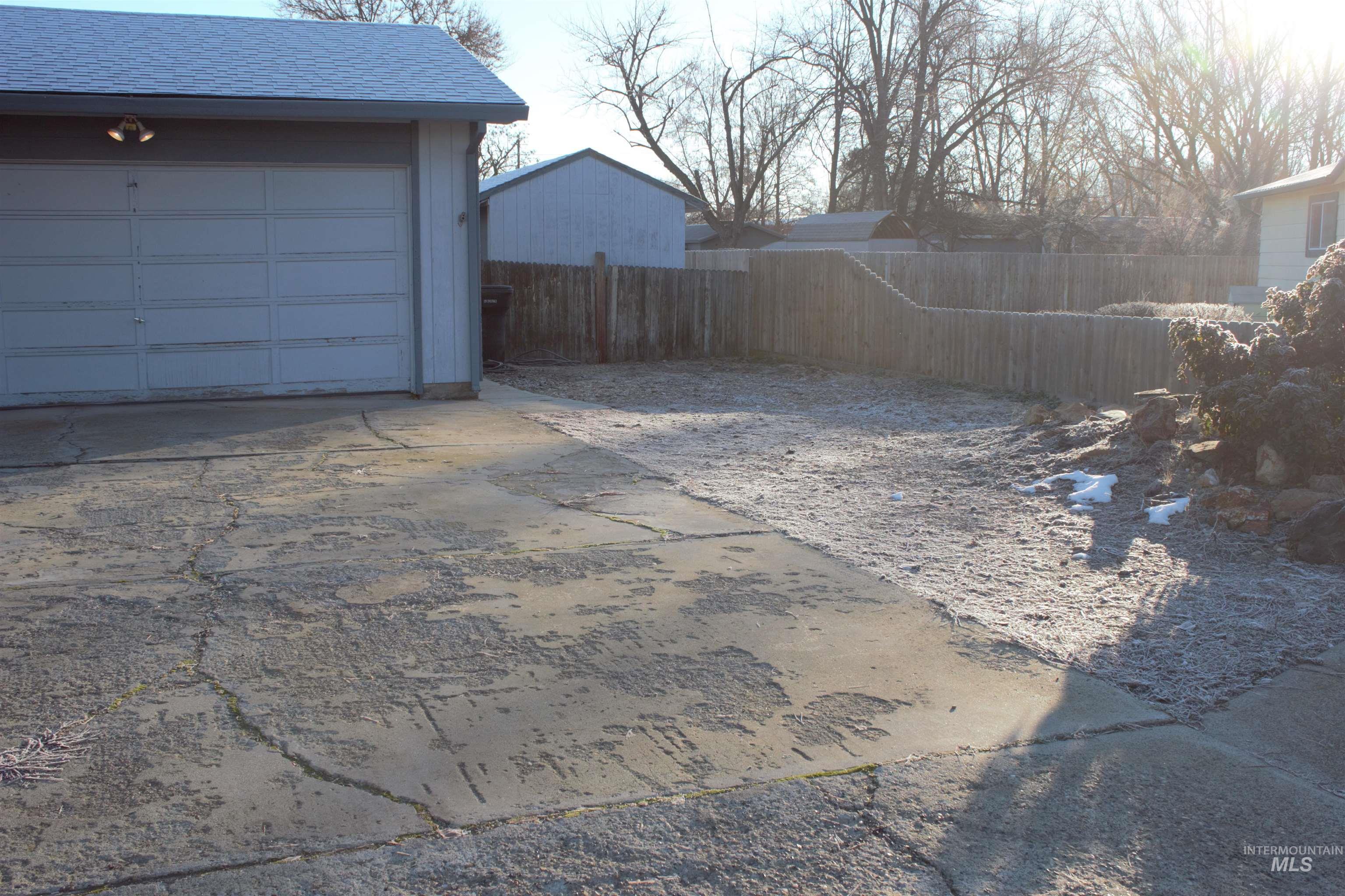 710 Flintlock Way Property Photo 4