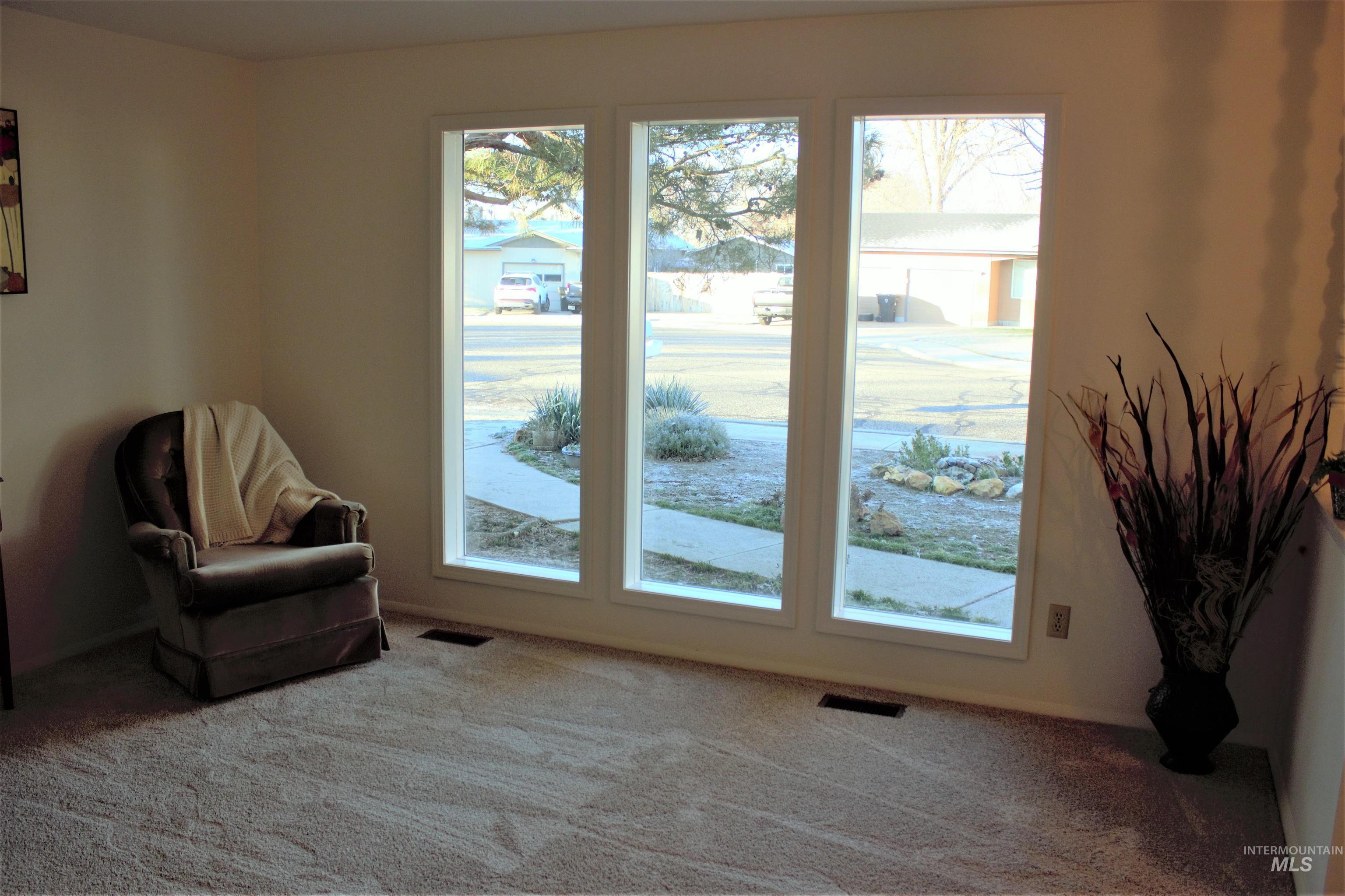 710 Flintlock Way Property Photo 6