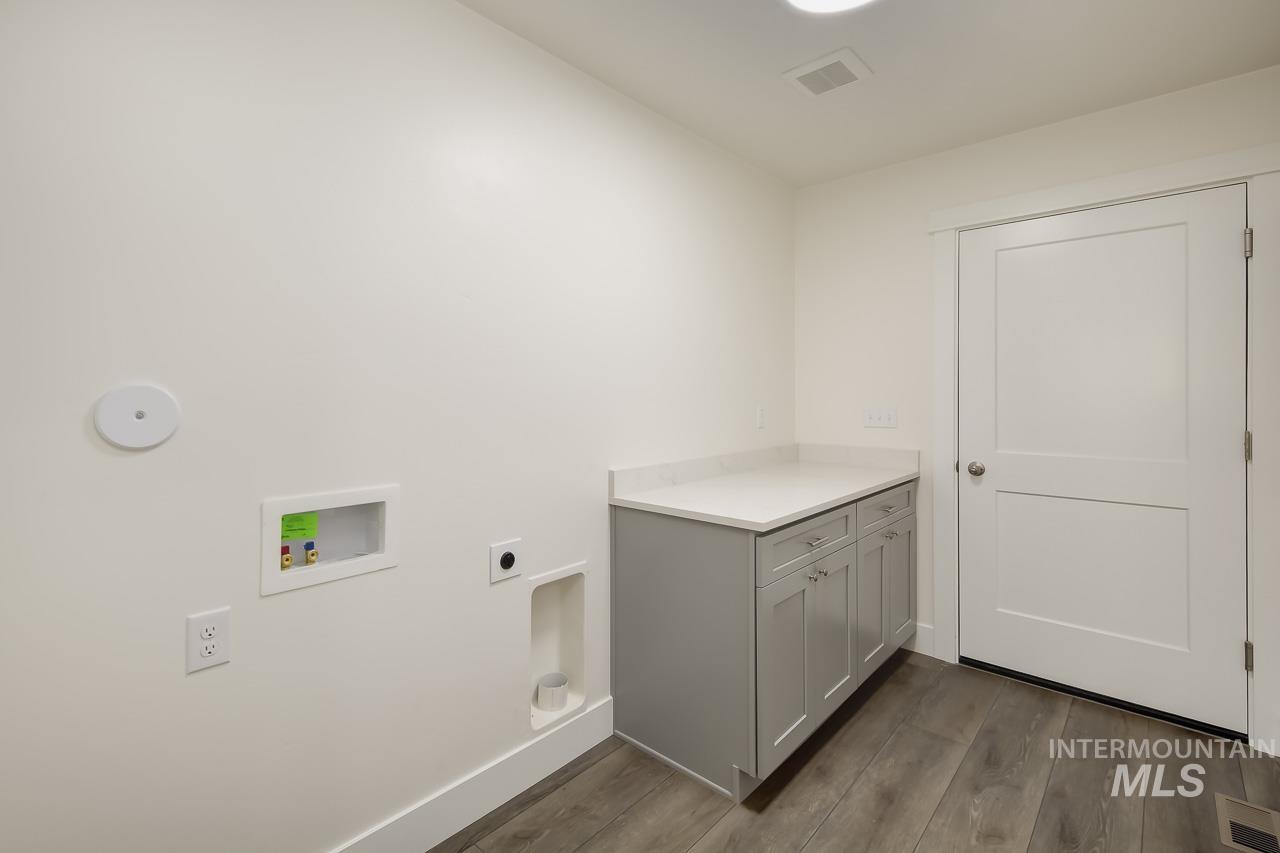 1410 Regency Way Property Photo 16