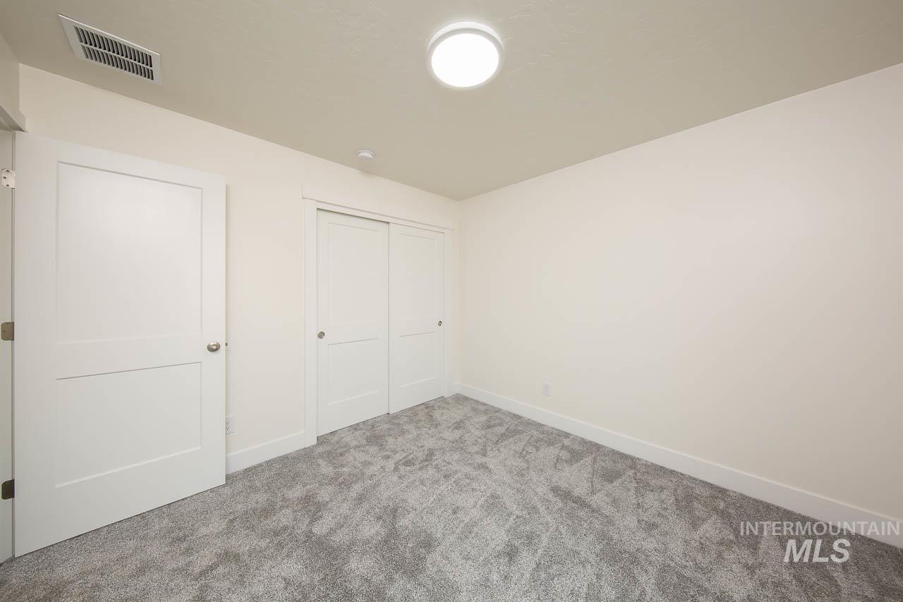 1410 Regency Way Property Photo 17
