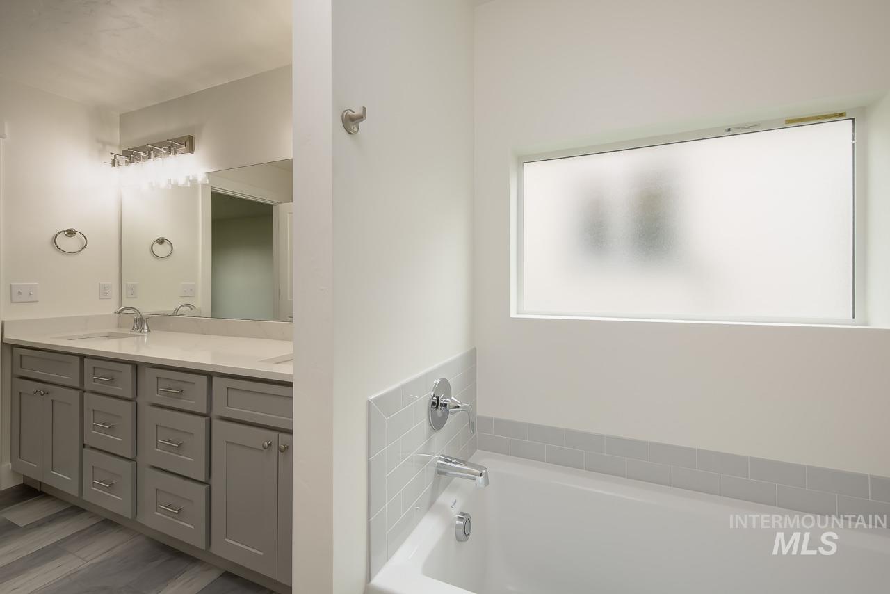 1410 Regency Way Property Photo 30