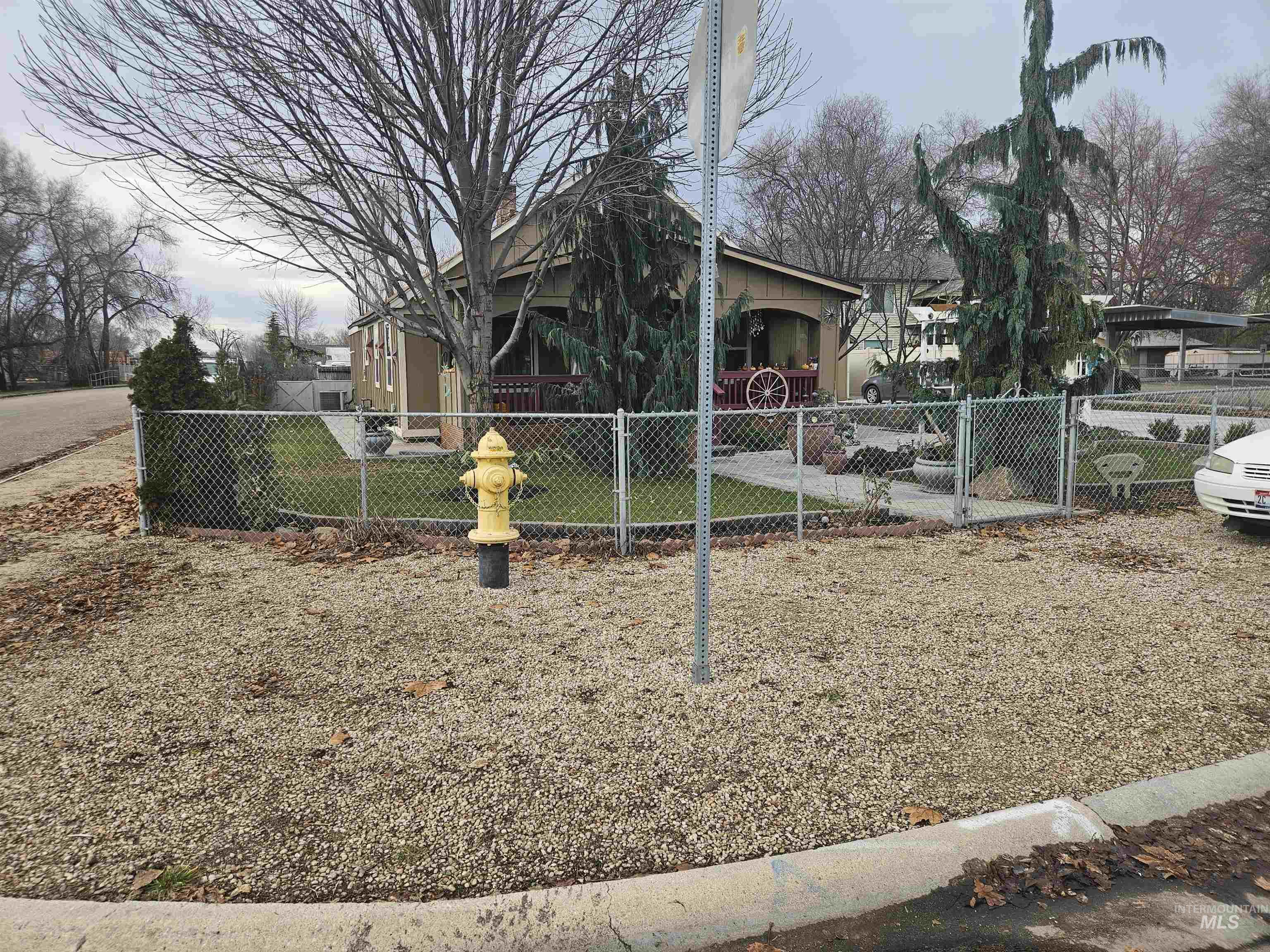 193 N 4th St Property Photo 5