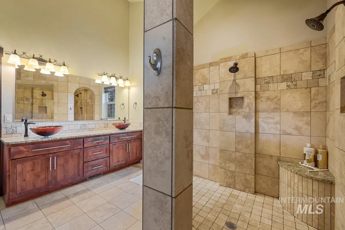 317 Mountain Cove Property Photo 30