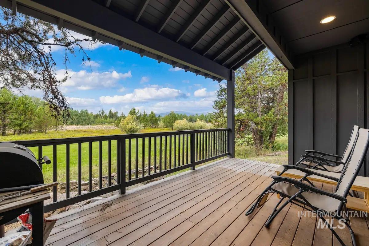 317 Mountain Cove Property Photo 35