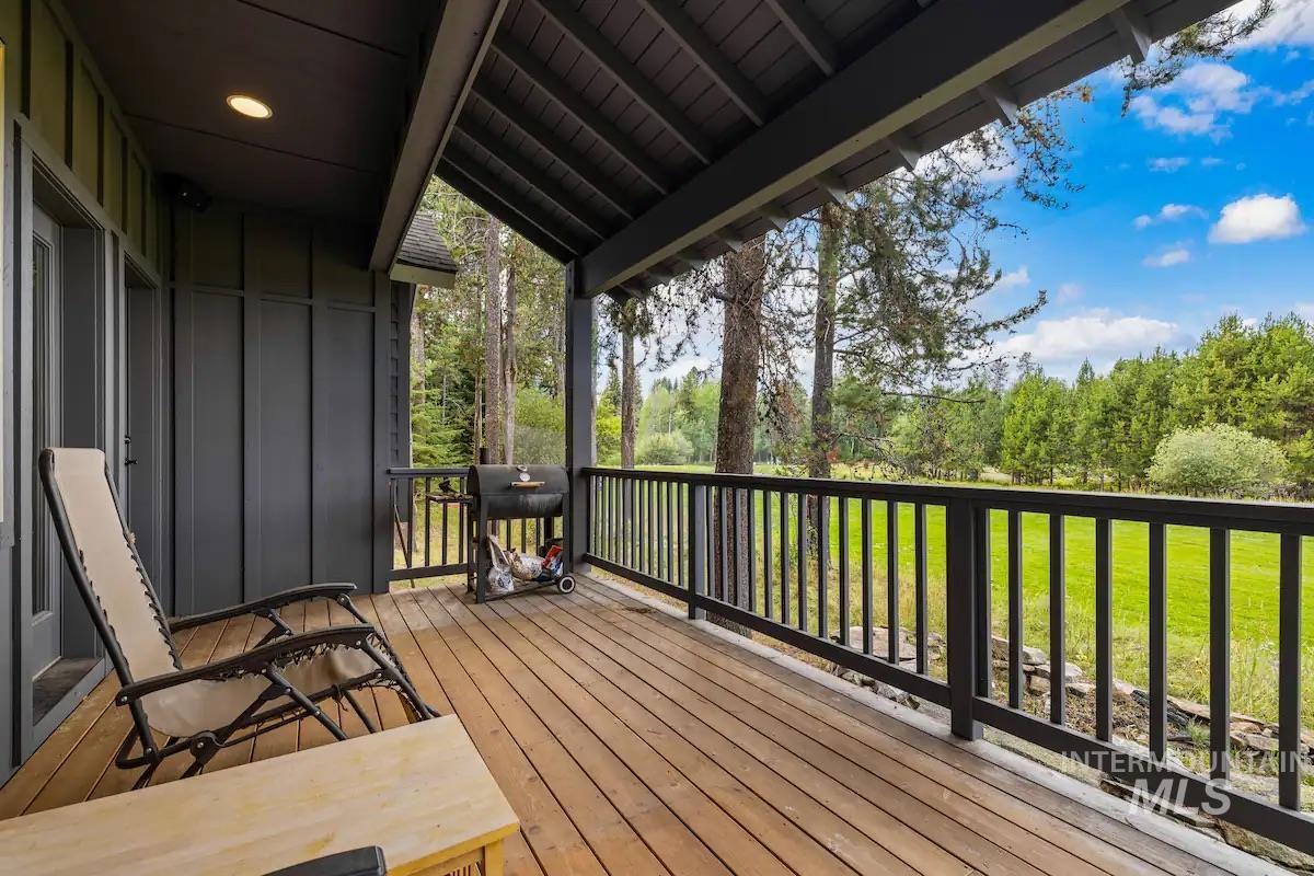 317 Mountain Cove Property Photo 37