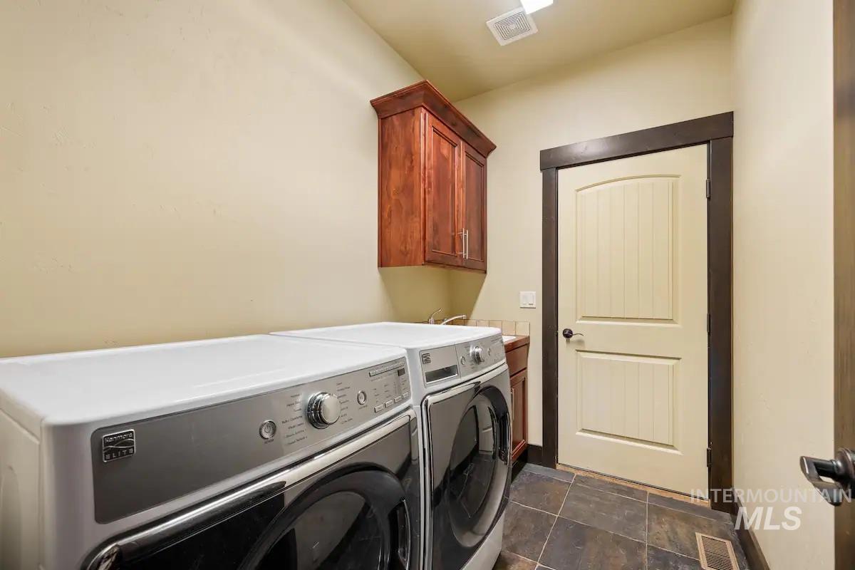 317 Mountain Cove Property Photo 40