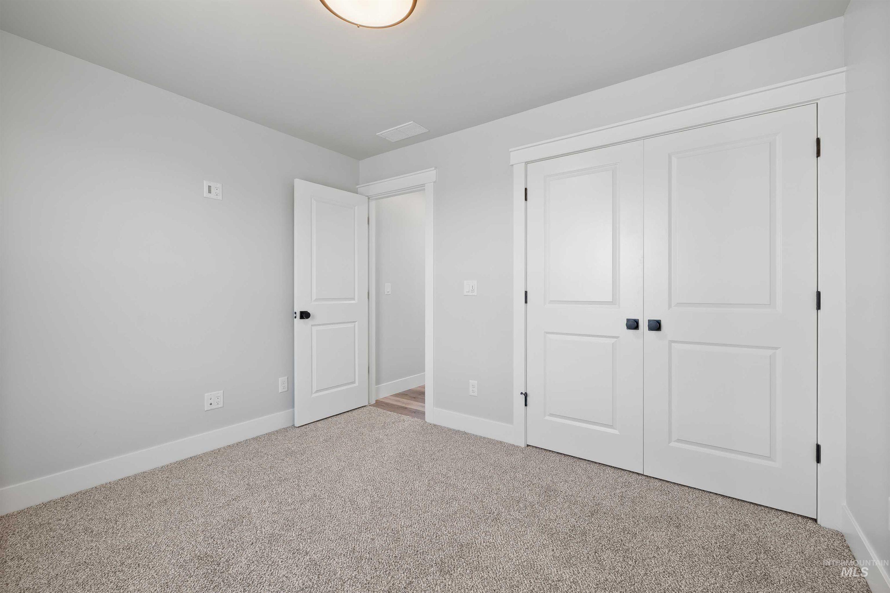 1511 Tverdy Lane Property Photo 10