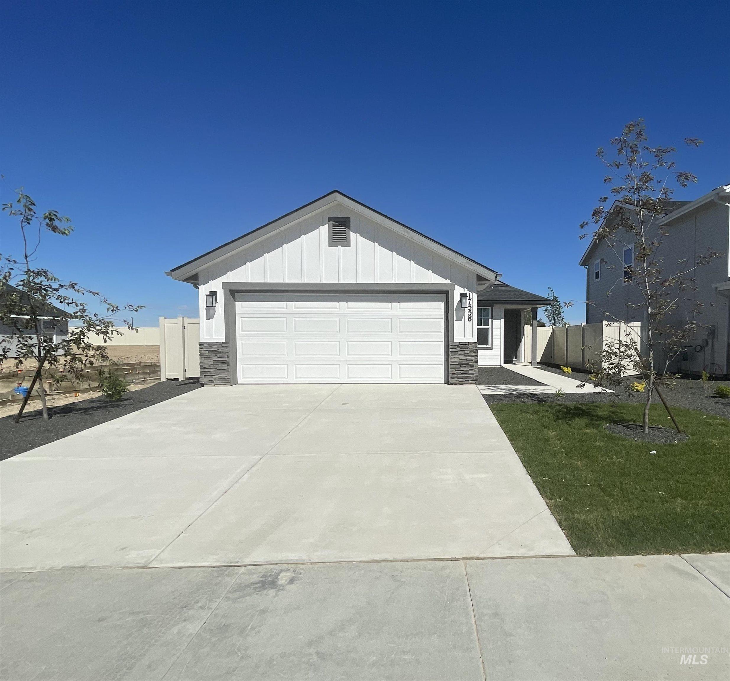 17558 Mason Ridge Way Property Photo 1