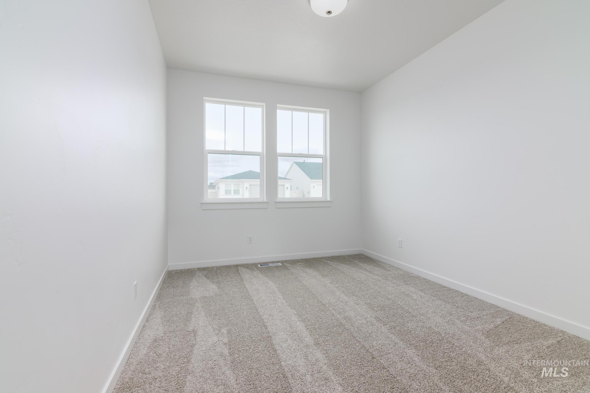 2143 W Gelding St Property Photo 16