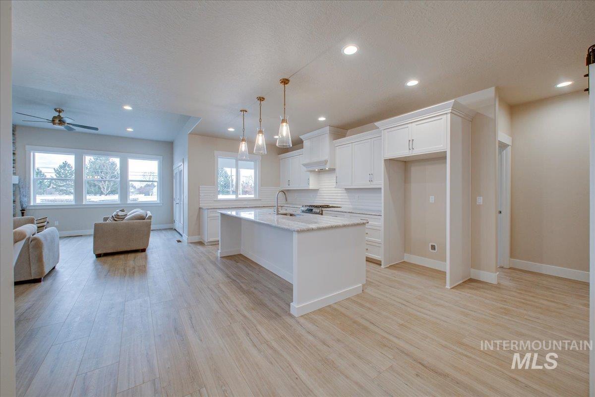 629 S Spoonbill Ave Property Photo 7