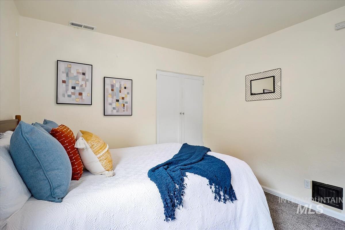2323 W Idaho Property Photo 15