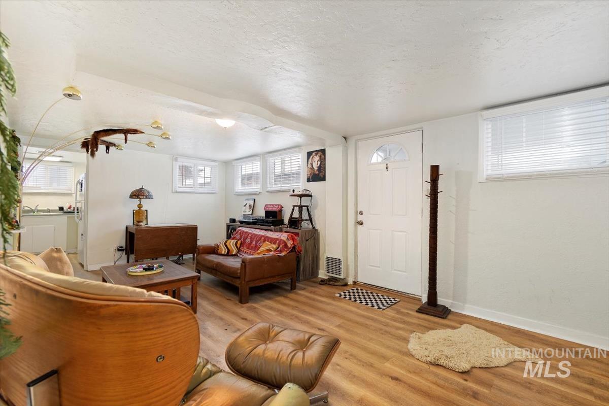 2323 W Idaho Property Photo 18