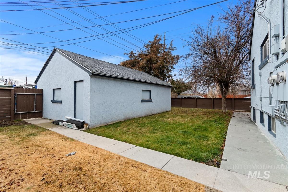 2323 W Idaho Property Photo 42