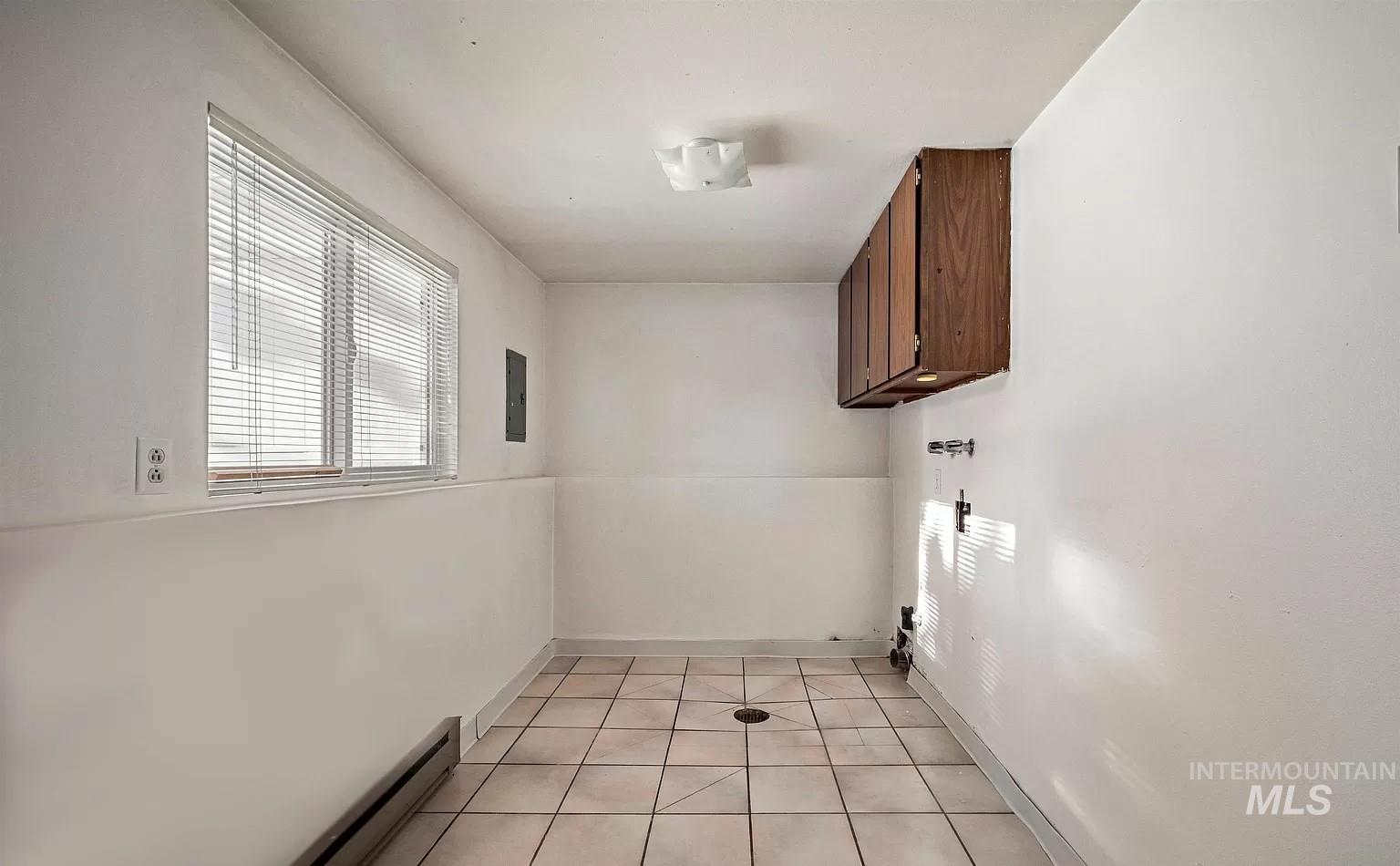1724 & 1726 W Annett Circle Property Photo 7
