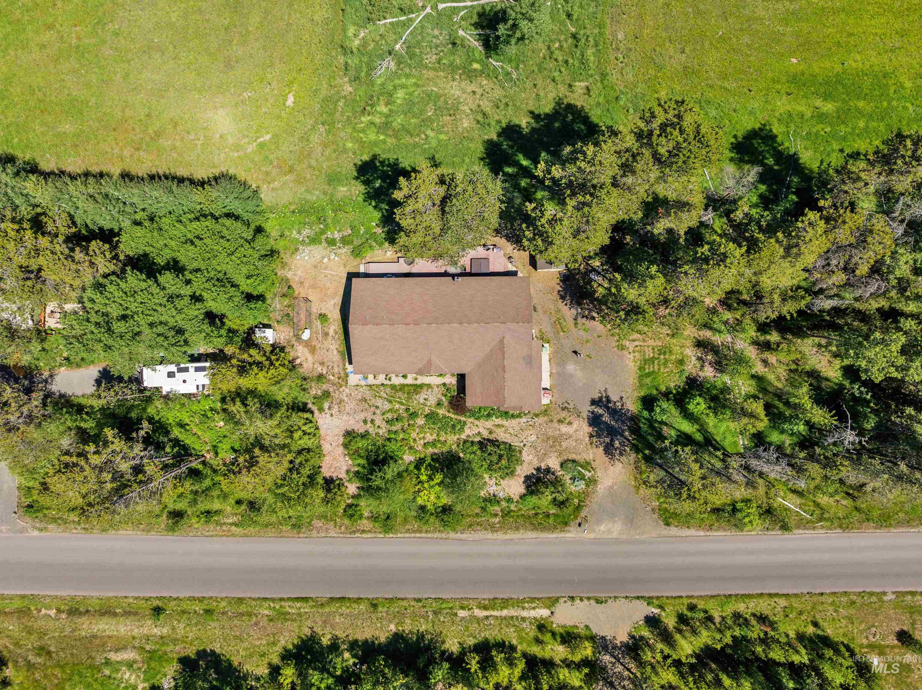 12926 Spring Valley Rd Property Photo 24
