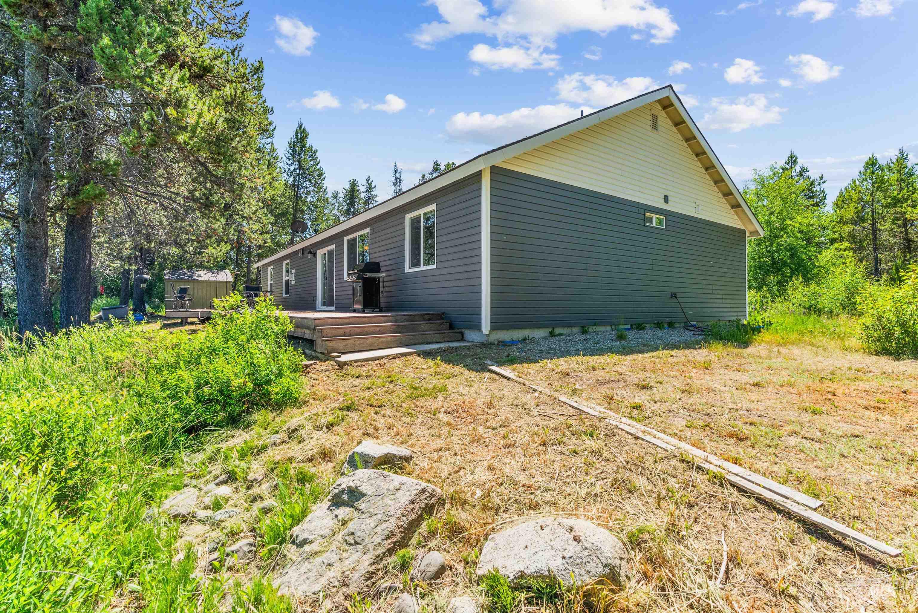 12926 Spring Valley Rd Property Photo 26