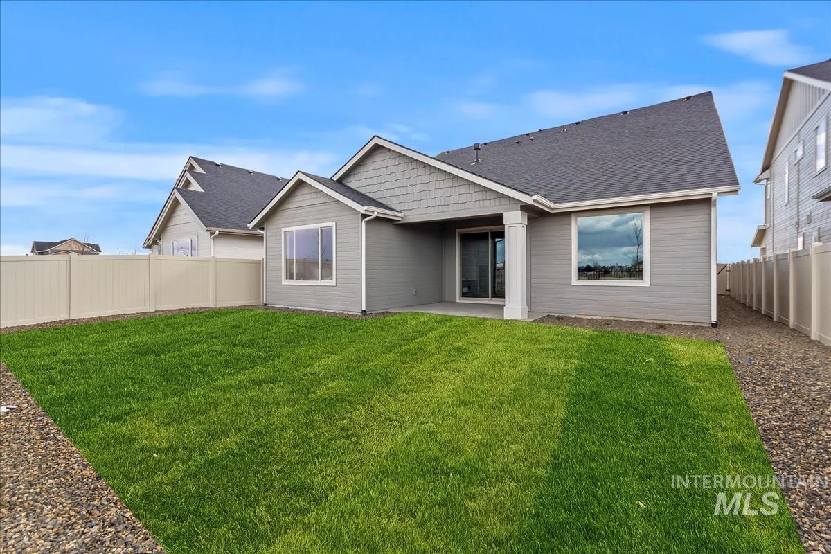 1316 E Andes Property Photo 8