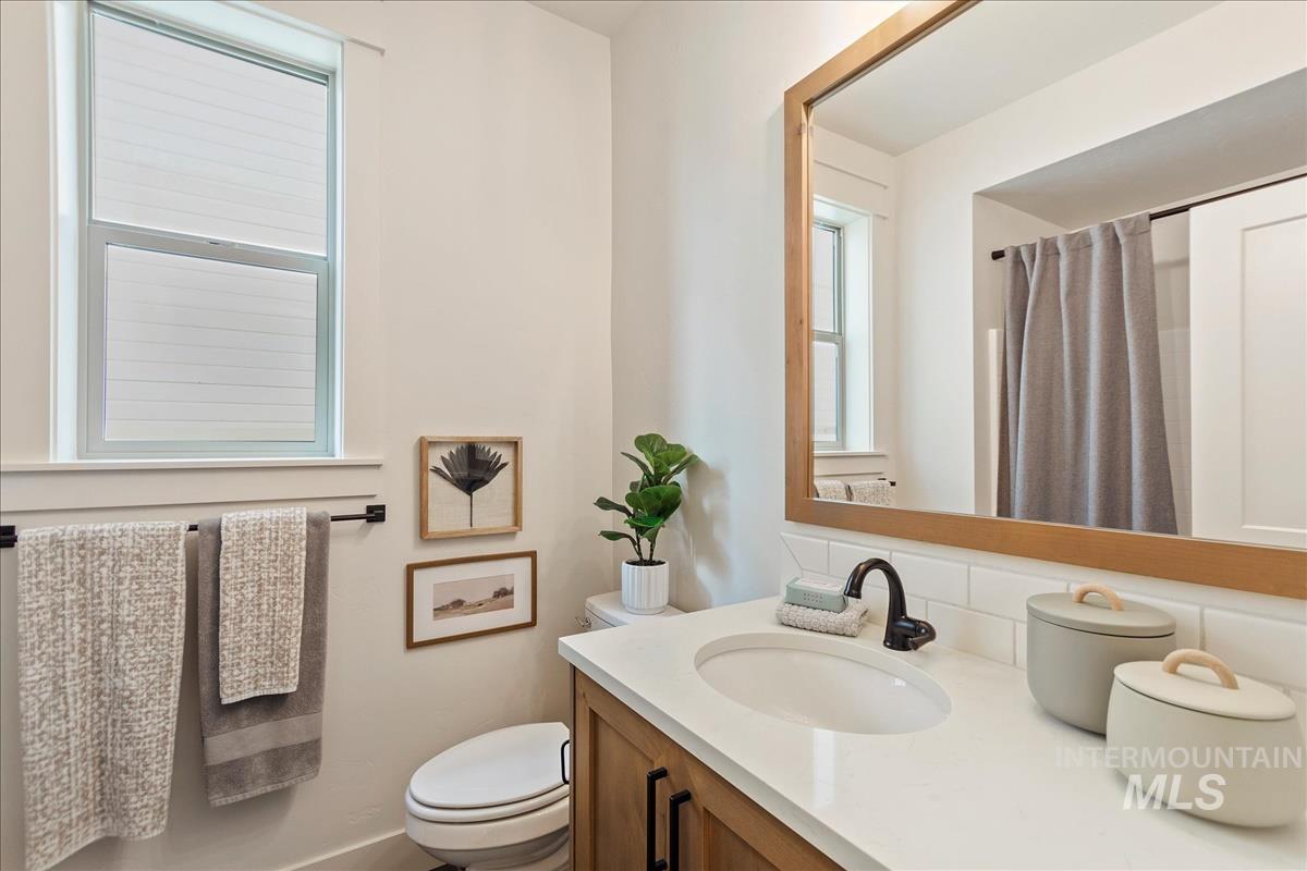 1316 E Andes Property Photo 28