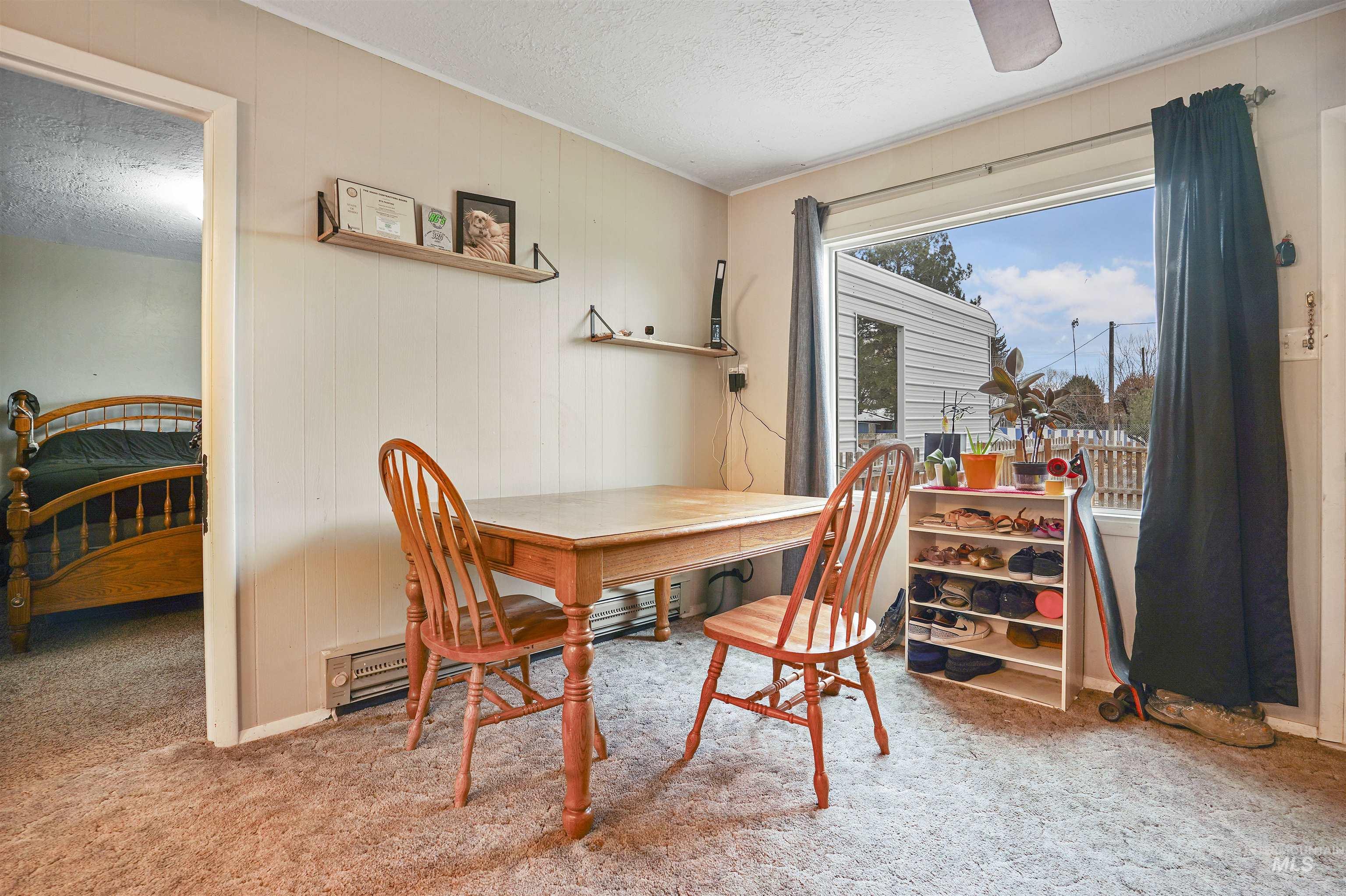 502 Walker Street Property Photo 7
