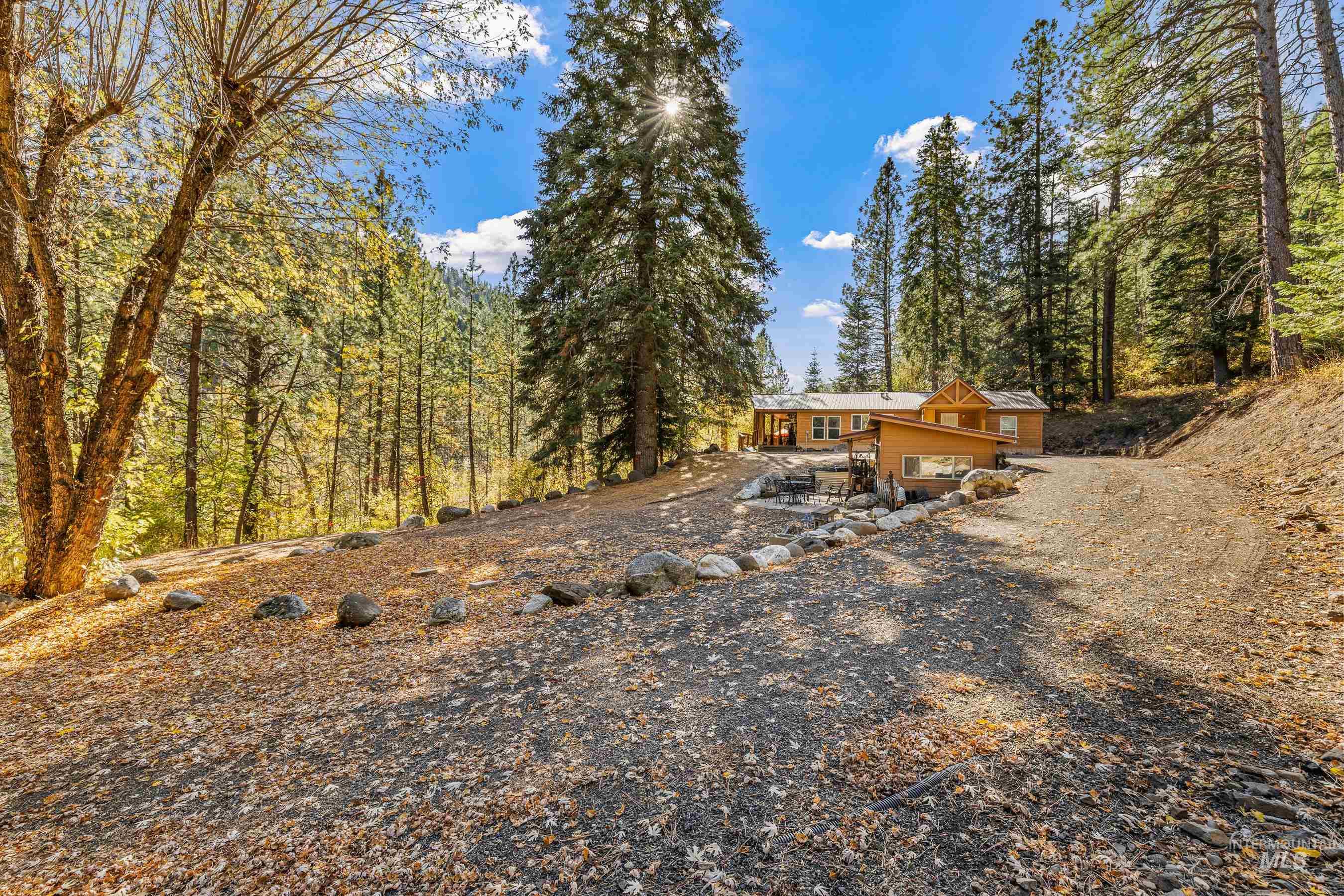 5111 Hwy 95 Property Photo 2