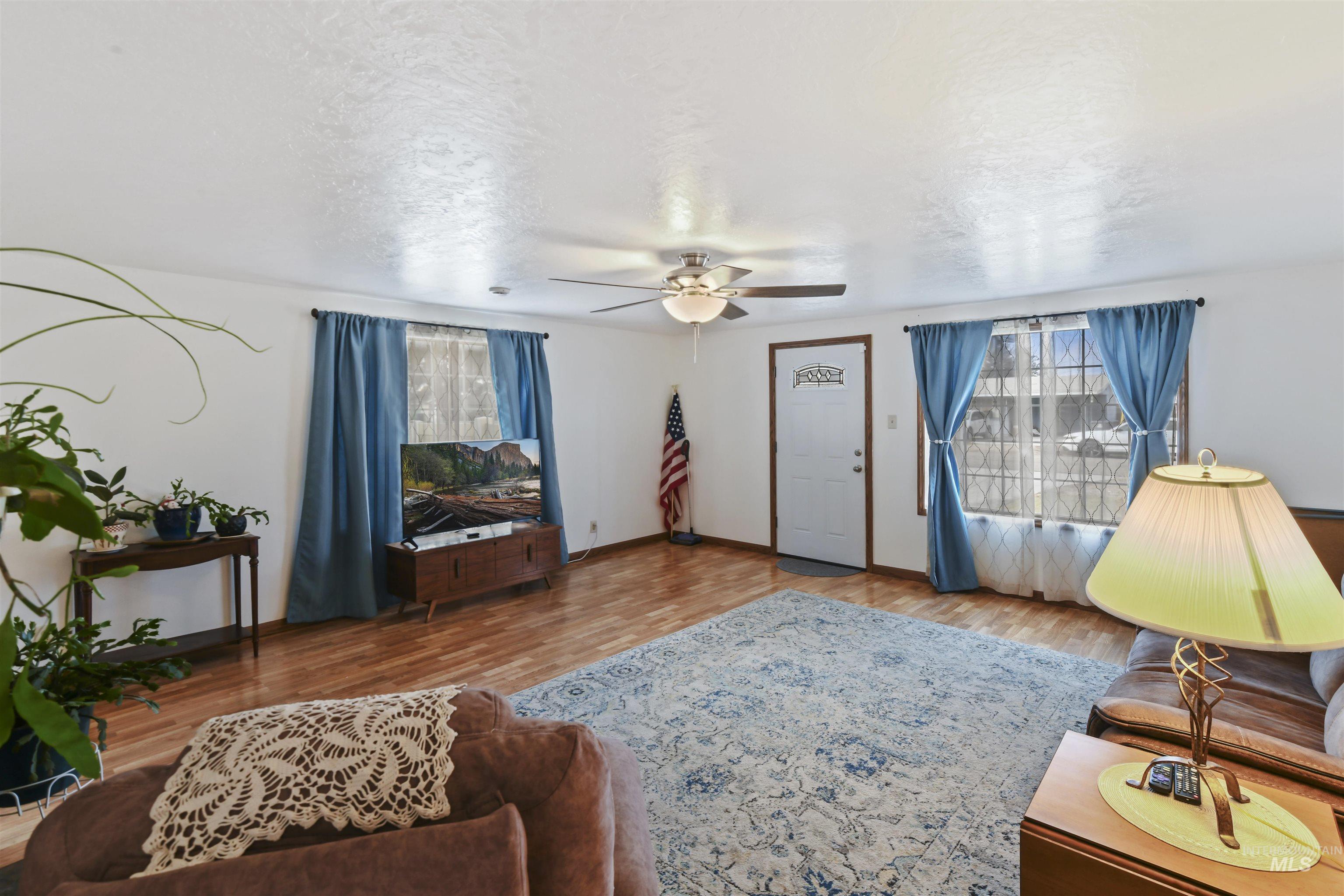 3011 S Georgia Avenue Property Photo 2