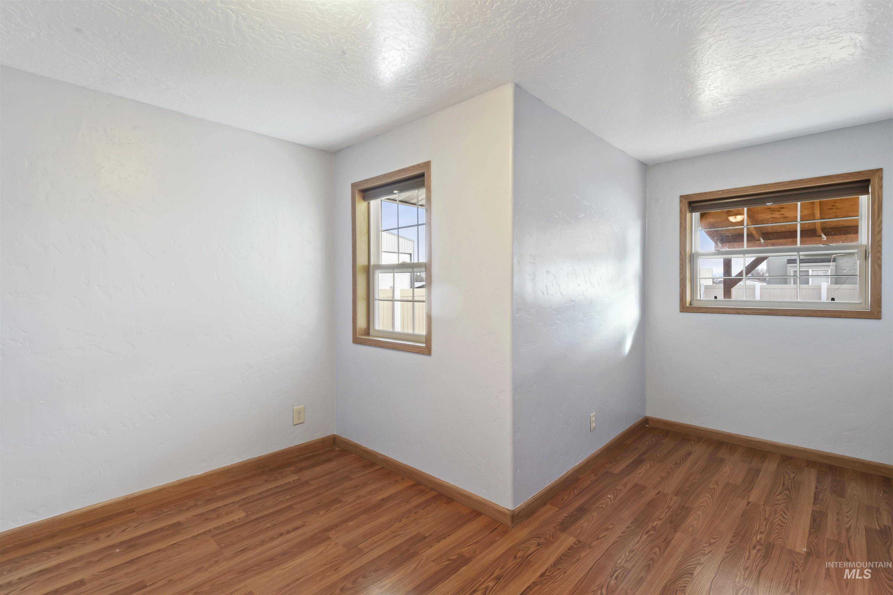 3011 S Georgia Avenue Property Photo 9