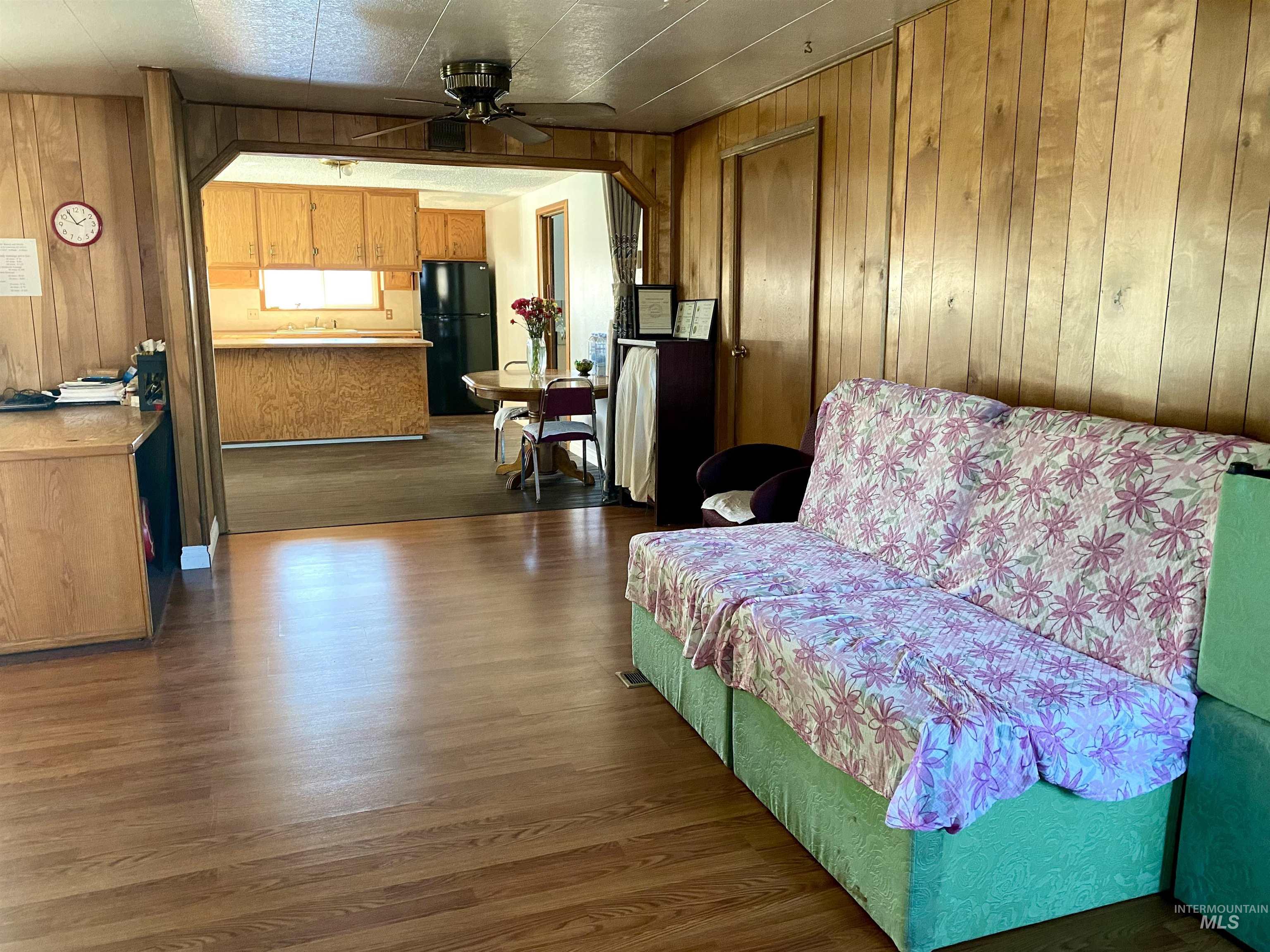 832 N Street Property Photo 6