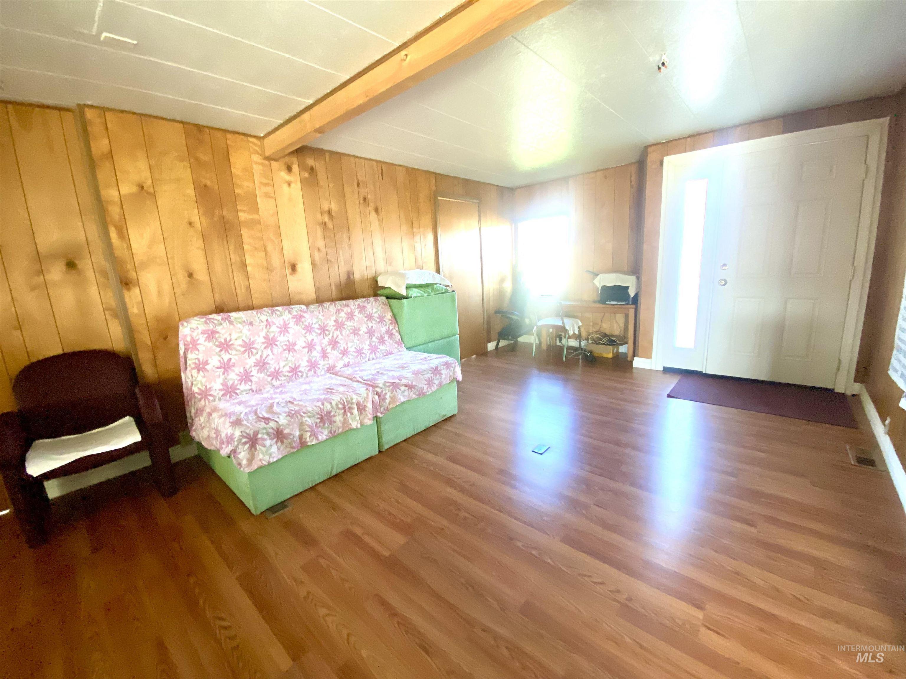 832 N Street Property Photo 7