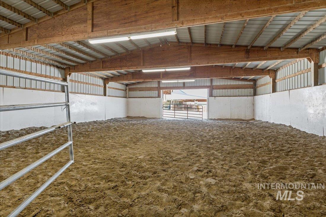 6445 Little Freezeout Rd Property Photo 8