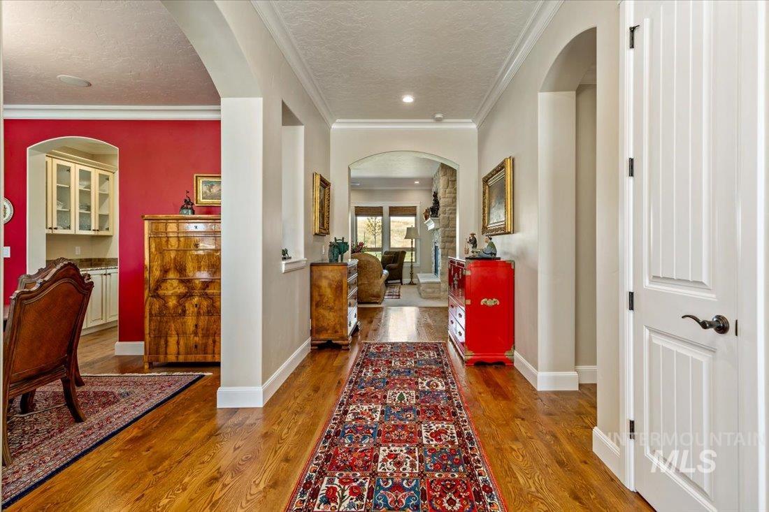 6445 Little Freezeout Rd Property Photo 17