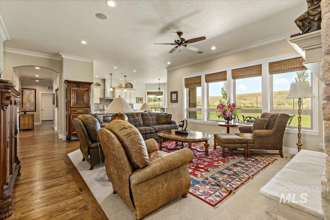 6445 Little Freezeout Rd Property Photo 21