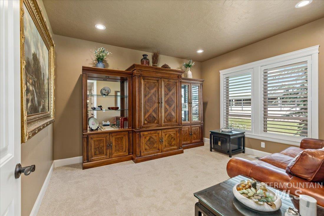 6445 Little Freezeout Rd Property Photo 27