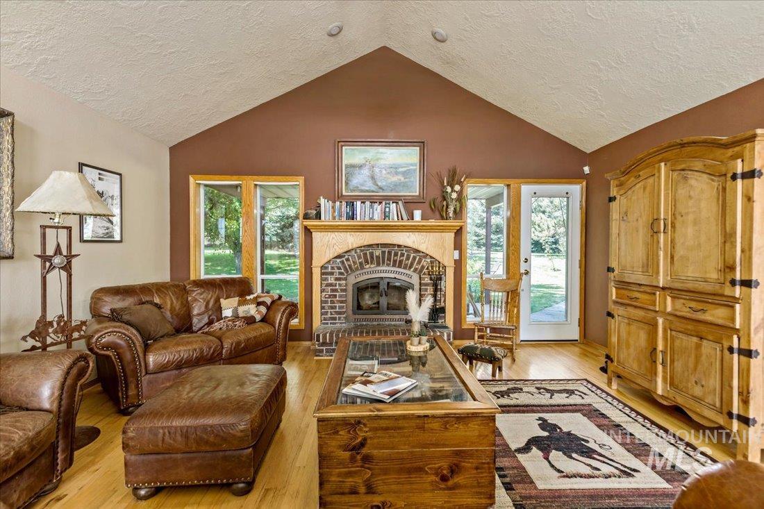 6445 Little Freezeout Rd Property Photo 43