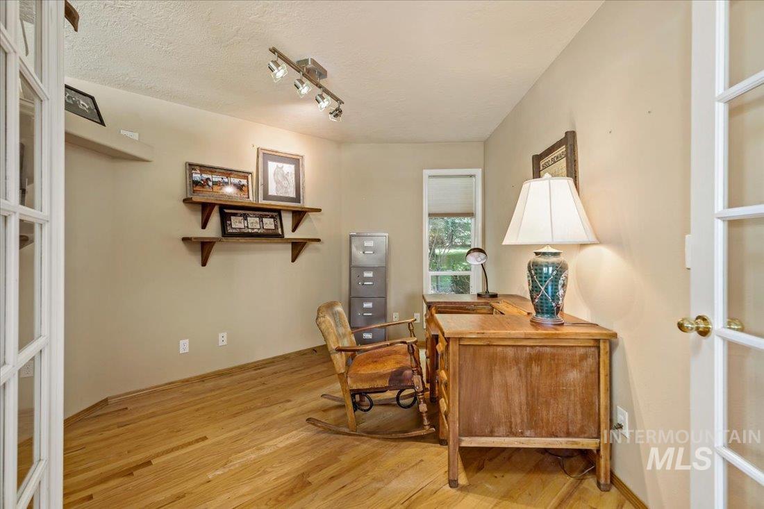 6445 Little Freezeout Rd Property Photo 48