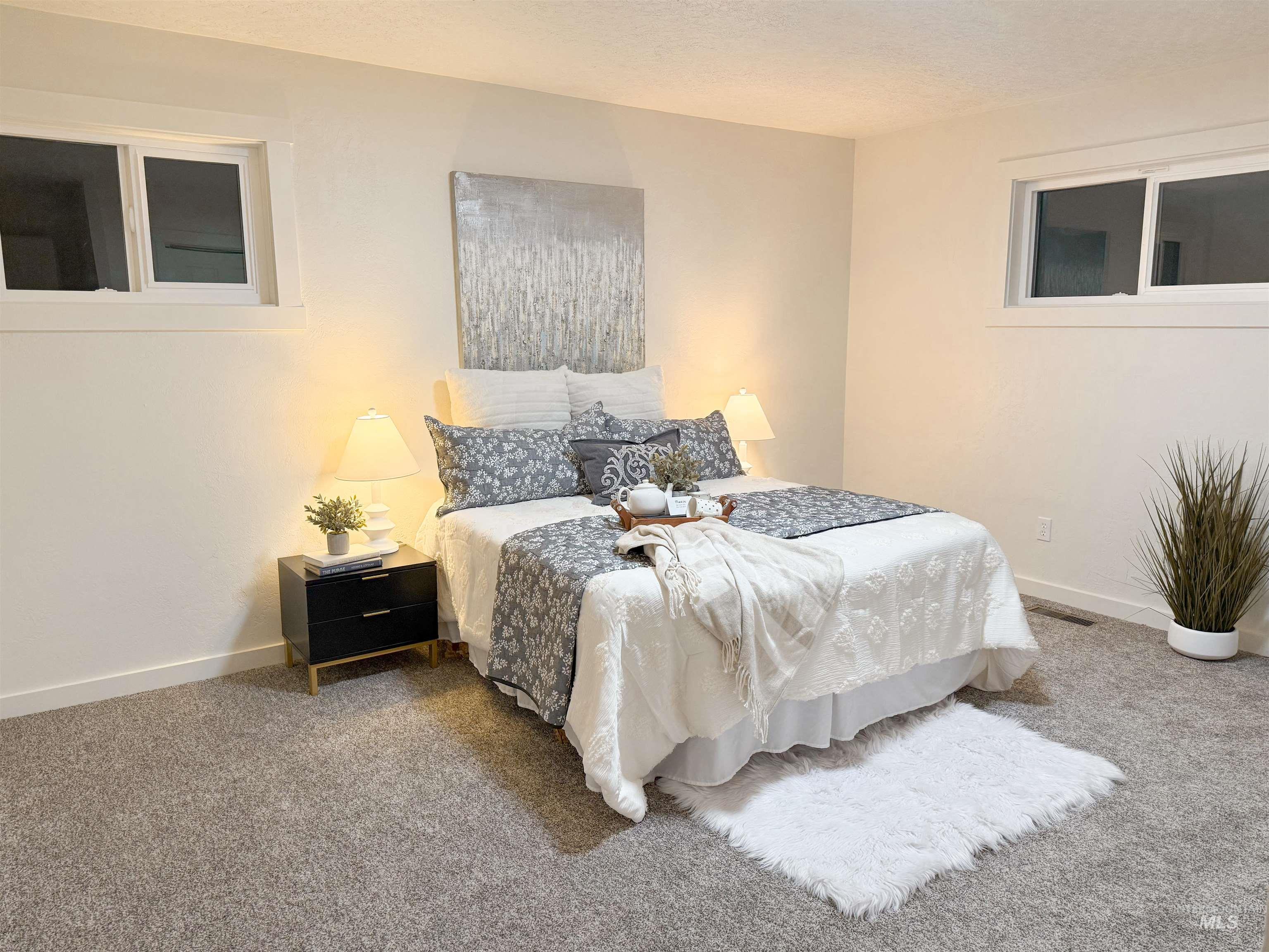 349 S 200 W Property Photo 15
