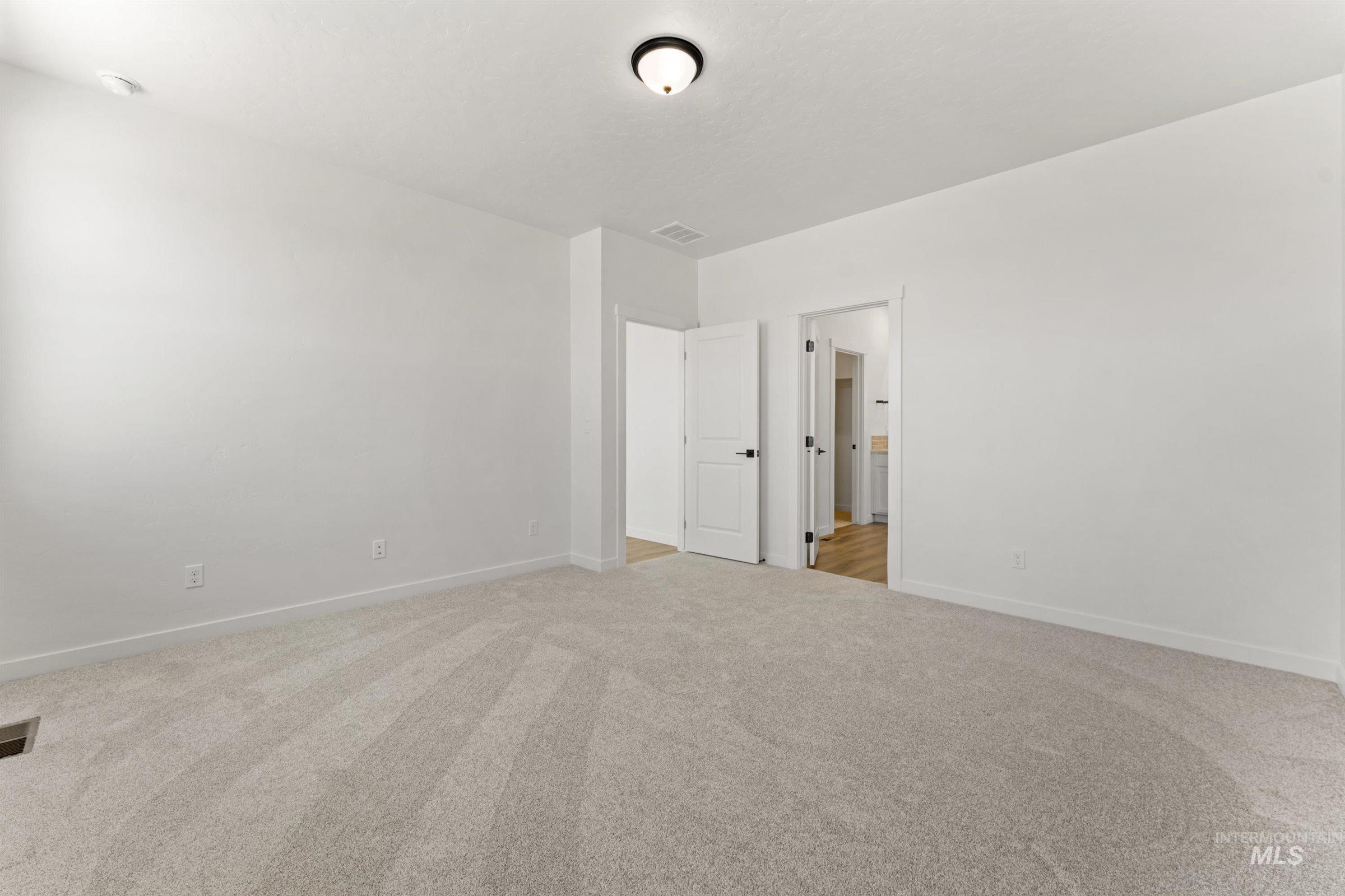 1550 S La Escalera Ave Property Photo 19