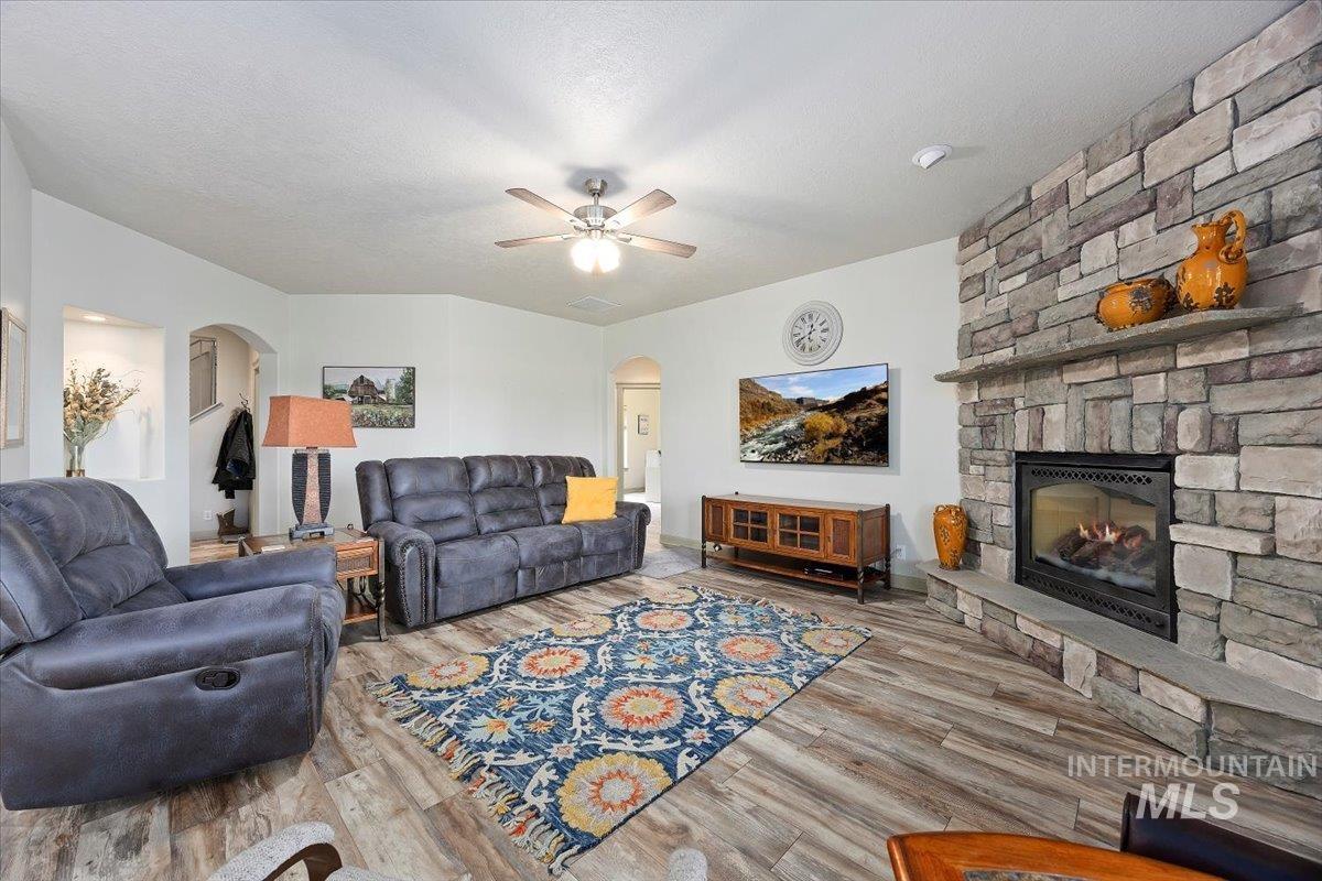 2668 E 4256 N Property Photo 10