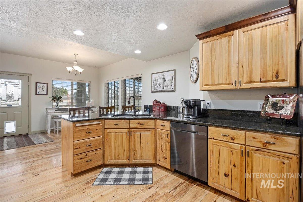 2668 E 4256 N Property Photo 20
