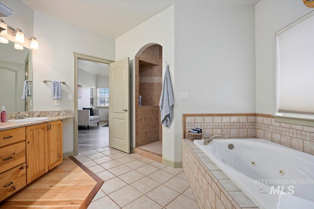 2668 E 4256 N Property Photo 28