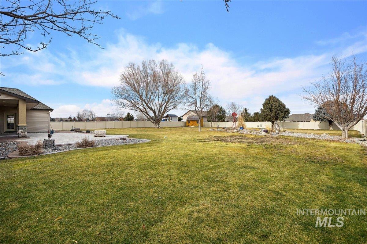 2668 E 4256 N Property Photo 41