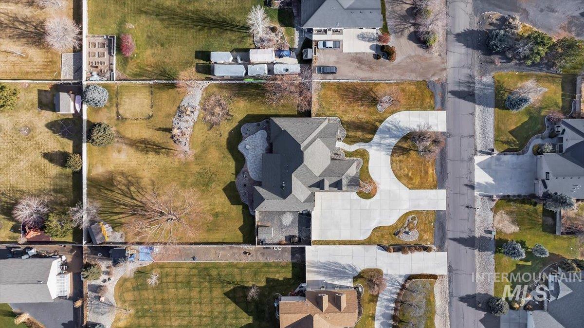 2668 E 4256 N Property Photo 46